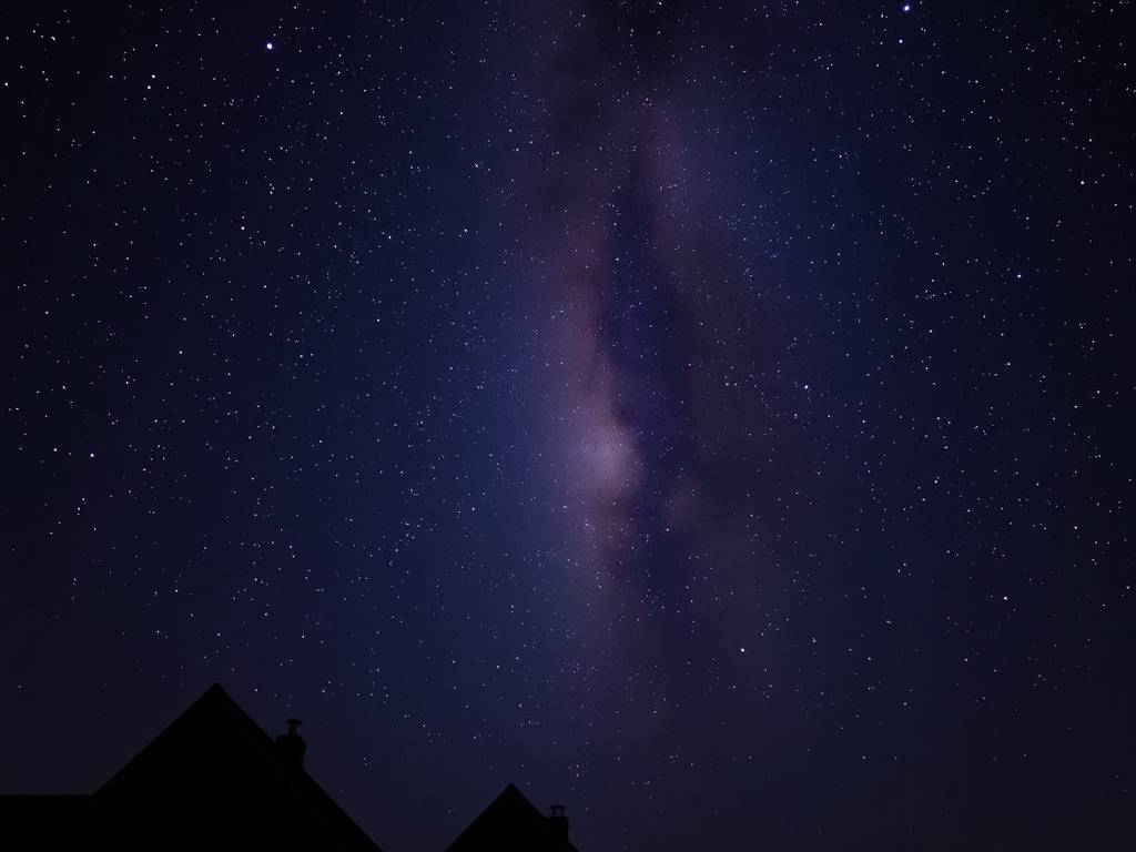 双鱼座男生性格分析！双鱼座和什么星座最配？