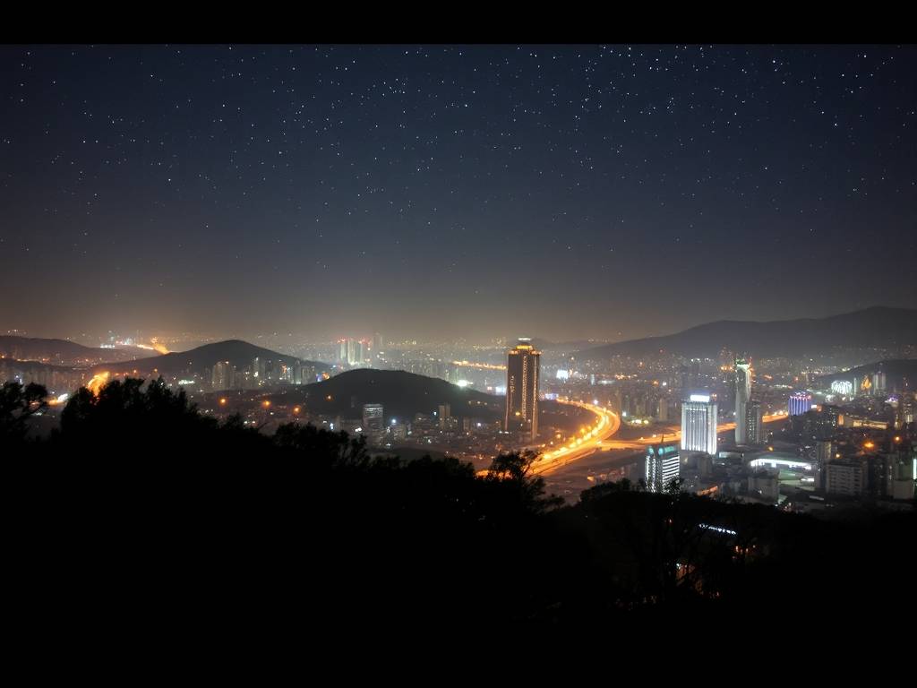 摩羯座男的性格缺点是什么？真的消沉忧郁？
